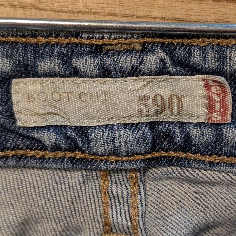 Levi's 590 Jeans Boot Cut Classic Light Blue Size 16W Medium - Picture 7 of 15